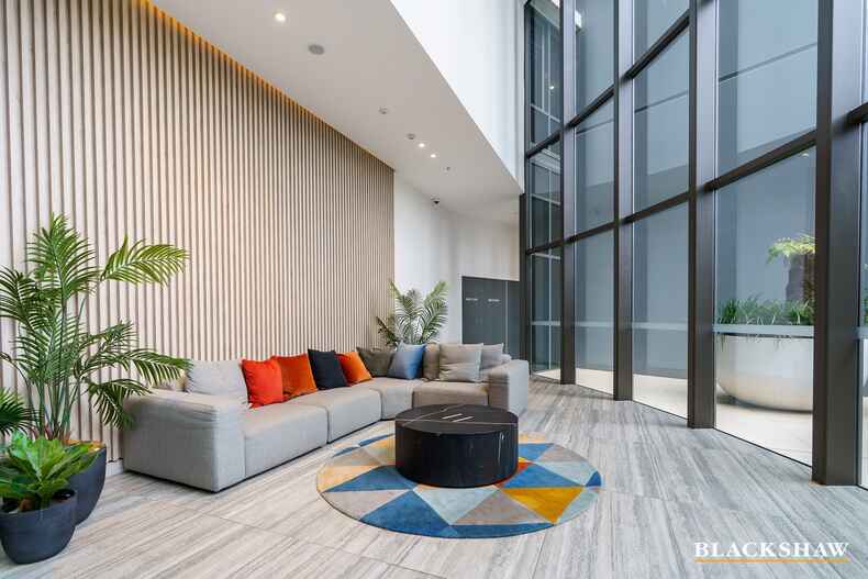 107/15 Irving Street Phillip