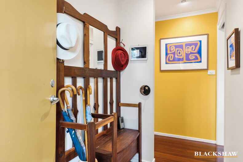 17 Gilmore Crescent Garran