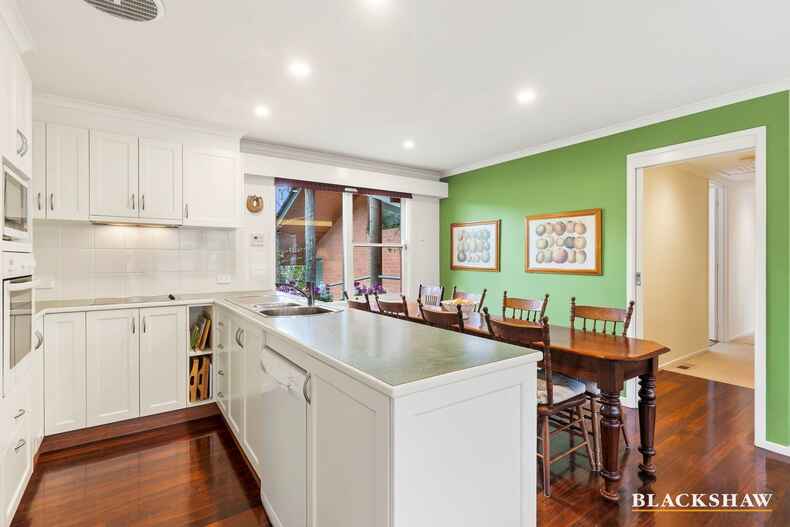 17 Gilmore Crescent Garran