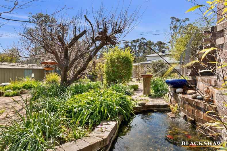 17 Gilmore Crescent Garran