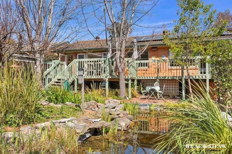 17 Gilmore Crescent Garran