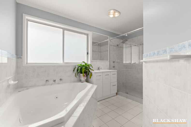 2/5 Harry Hopman Circuit Gordon