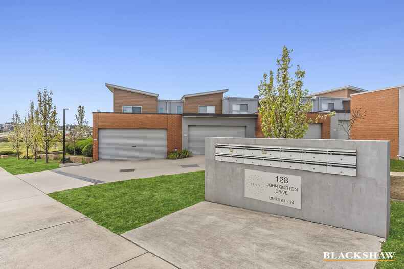 72/128 John Gorton Drive Coombs