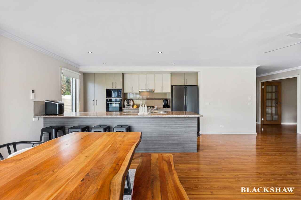 18 Nuyen Place Long Beach