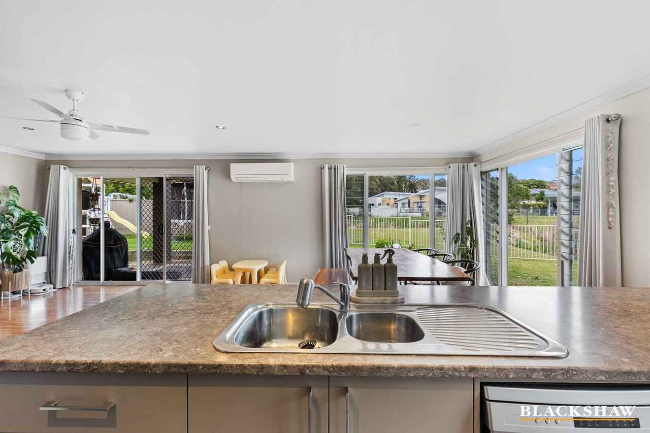 18 Nuyen Place Long Beach