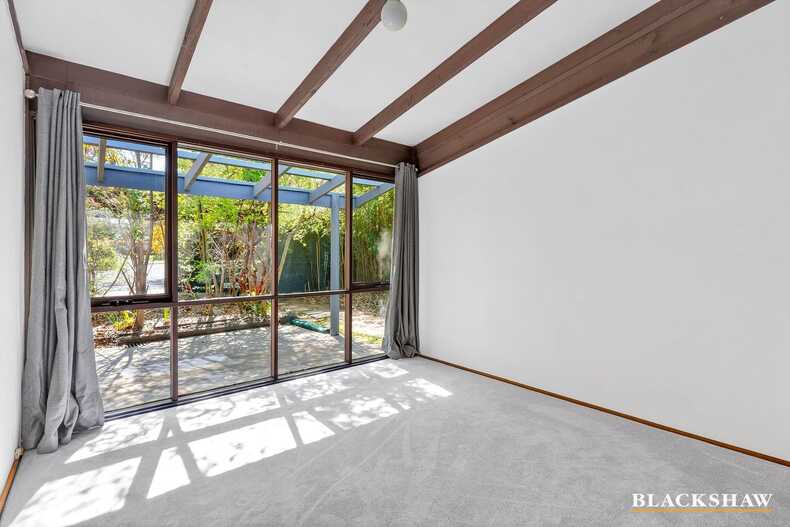 14B Vanzetti Crescent Kambah