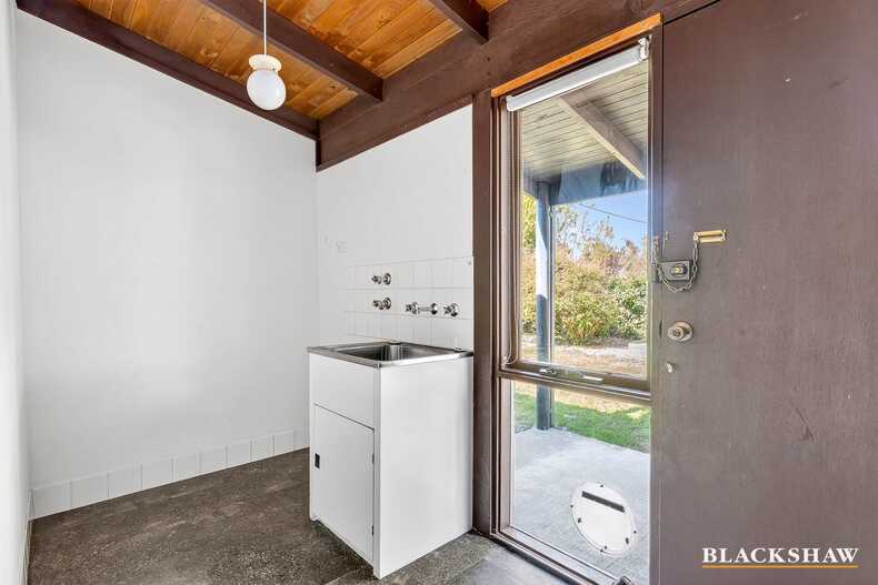 14B Vanzetti Crescent Kambah