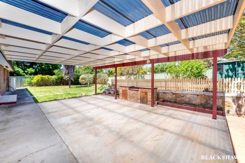10 Wuronga Street Bonython