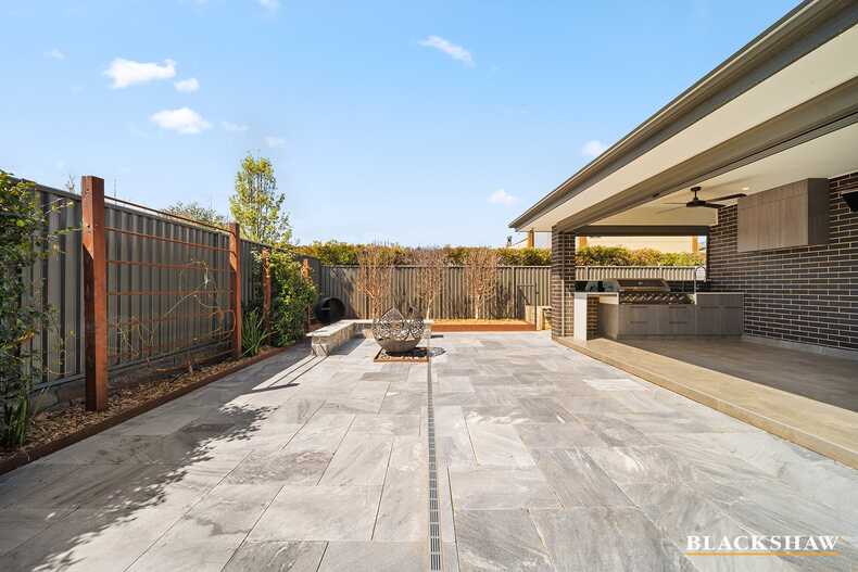 27 Griffiths Link Googong 27 Griffiths Link Googong