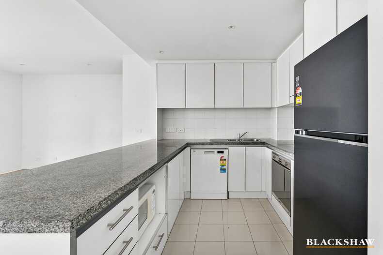 18/45 Blackall Street Barton