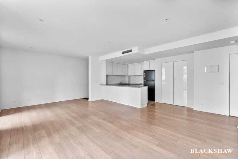 18/45 Blackall Street Barton