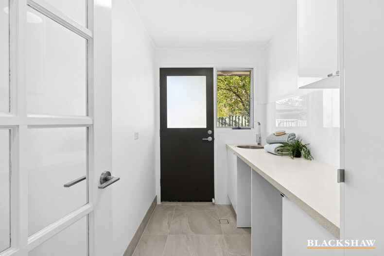 40 Vagabond Crescent Mckellar 40 Vagabond Crescent Mckellar