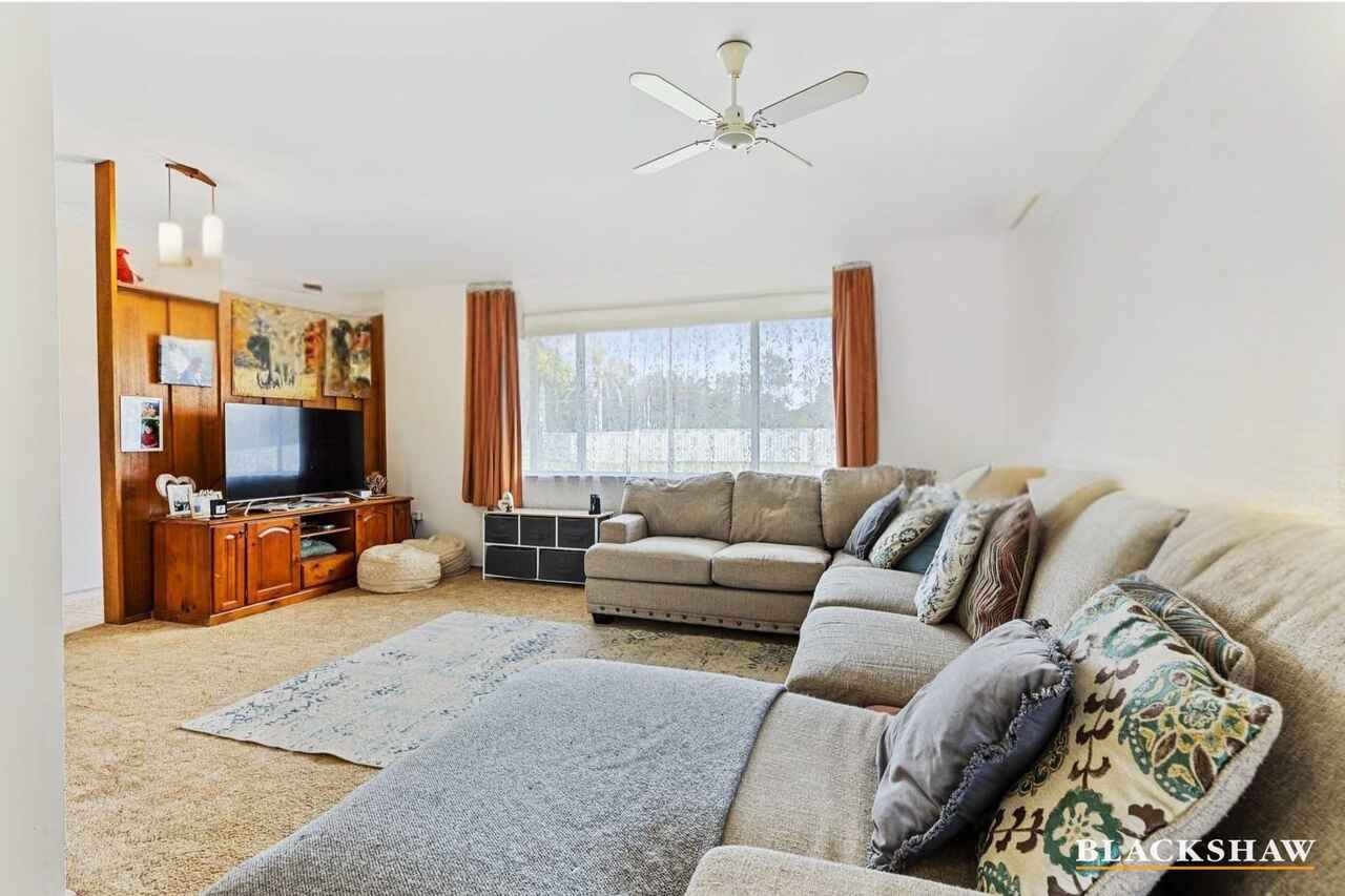 2 Dolphin Avenue Batemans Bay