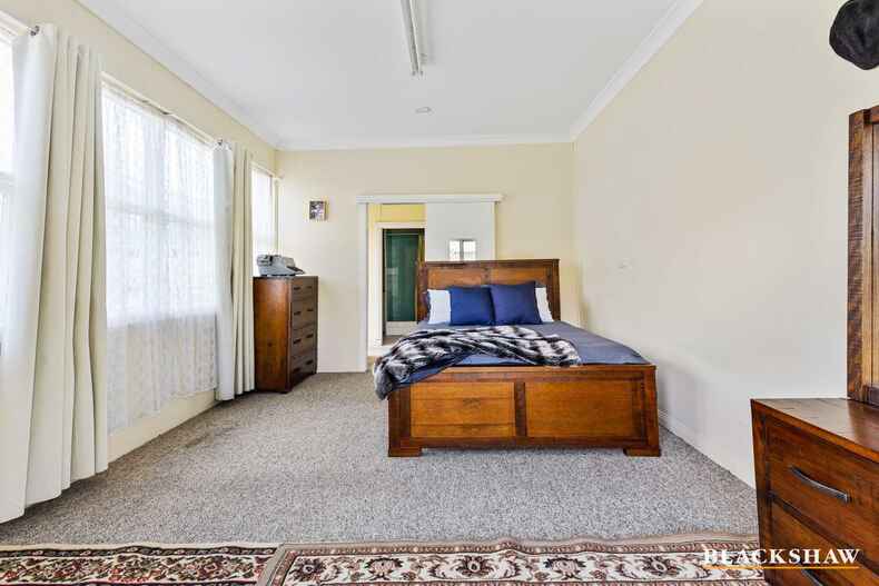 2 Dolphin Avenue Batemans Bay 2 Dolphin Avenue Batemans Bay