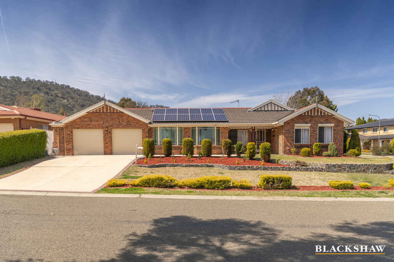 8 Richardson Circuit Conder