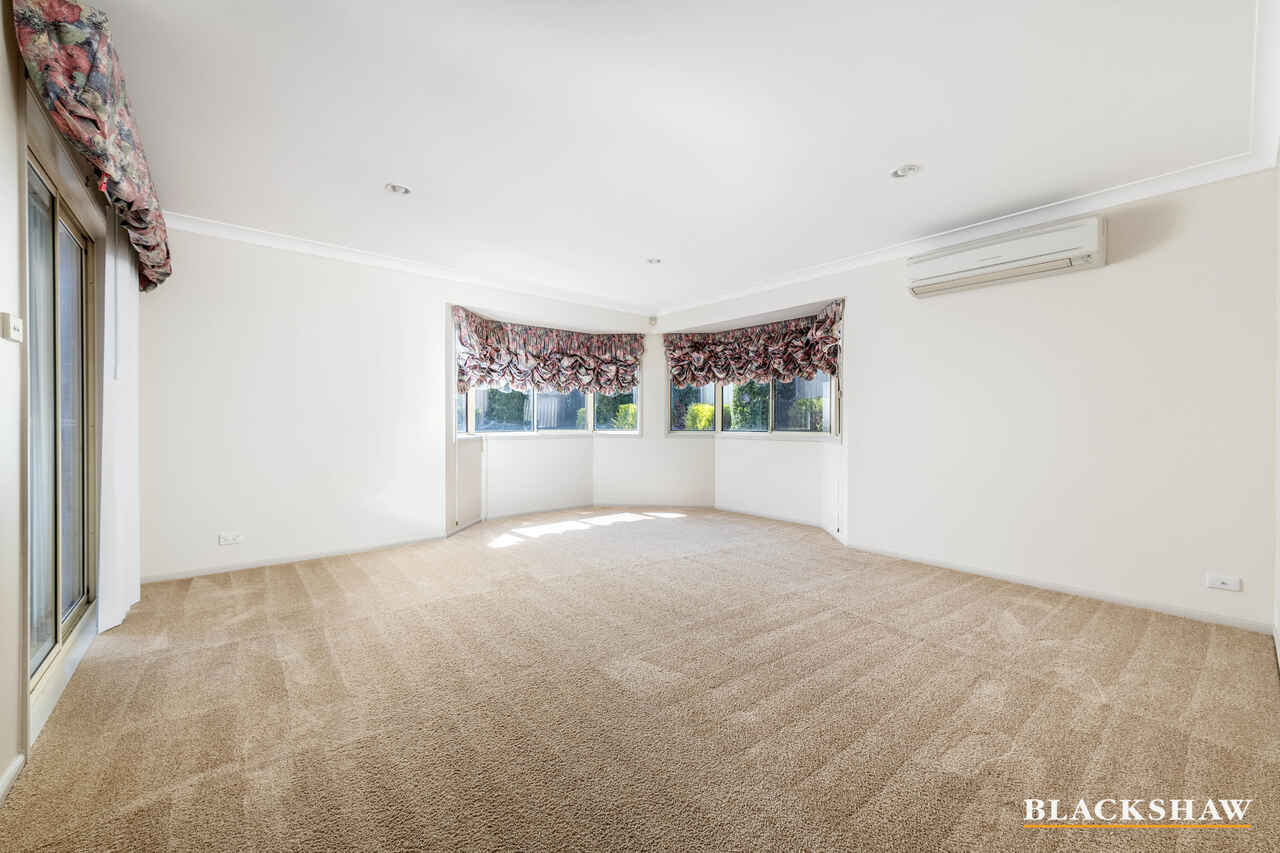 8 Richardson Circuit Conder