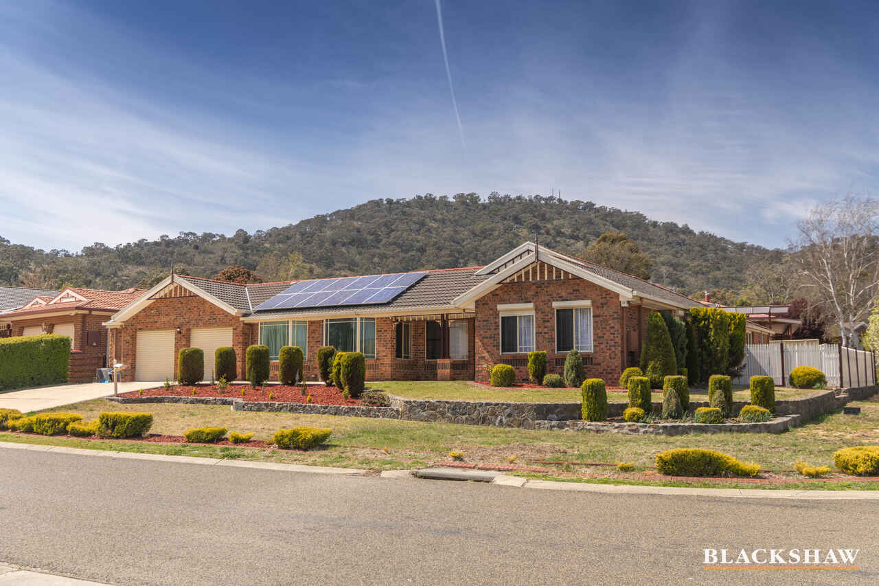 8 Richardson Circuit Conder