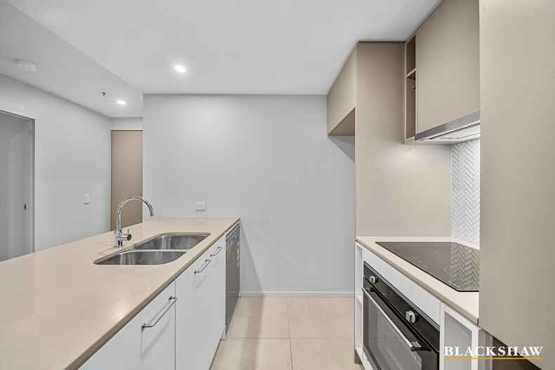 G06/26 Cynthea Teague Crescent Greenway