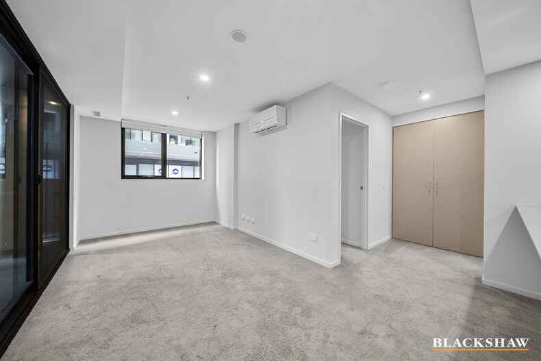 G06/26 Cynthea Teague Crescent Greenway