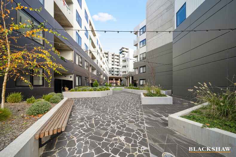 G06/26 Cynthea Teague Crescent Greenway