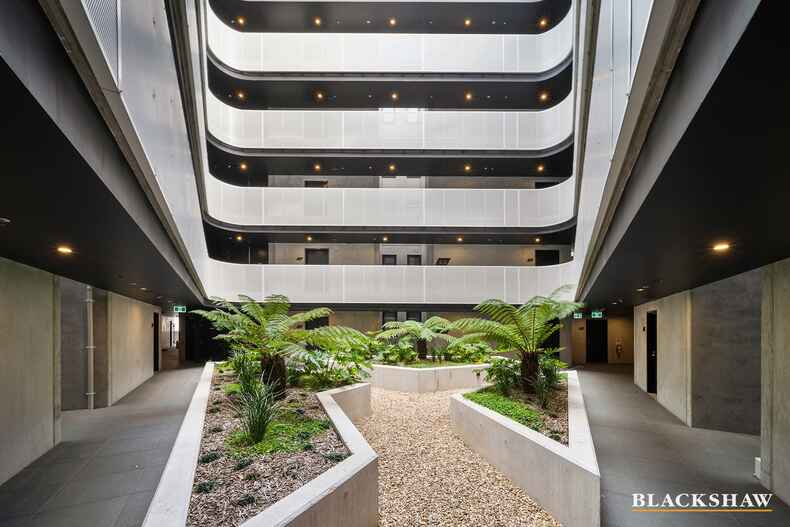 G06/26 Cynthea Teague Crescent Greenway