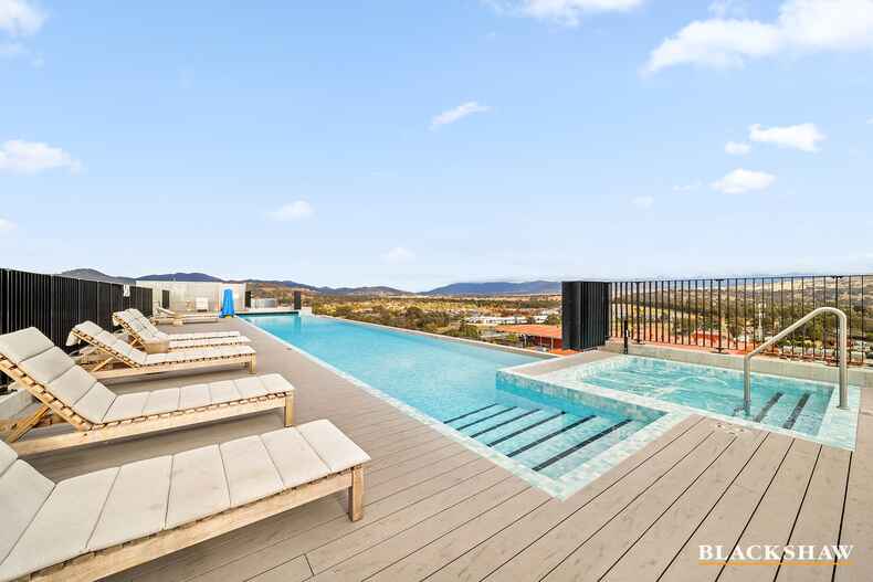 G06/26 Cynthea Teague Crescent Greenway