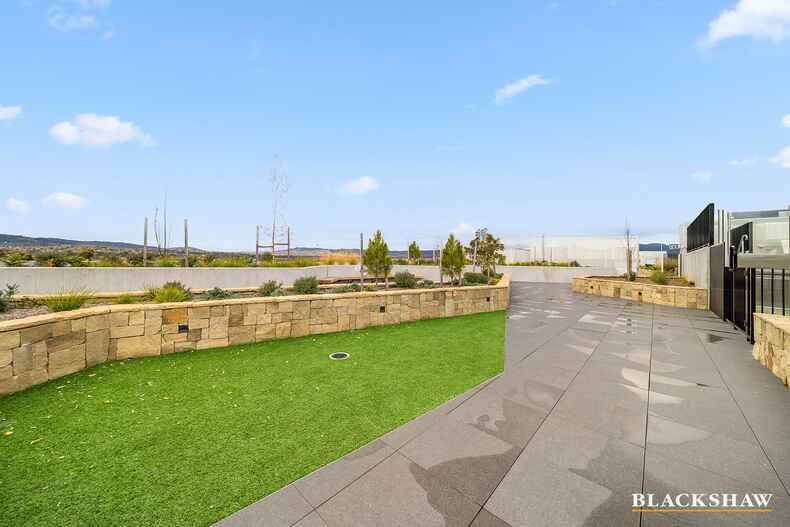 G06/26 Cynthea Teague Crescent Greenway