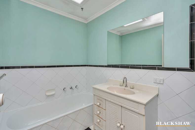 7 Cooling Place Florey