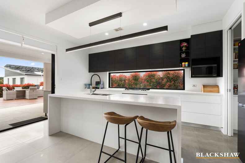 7 Willesee Rise Coombs