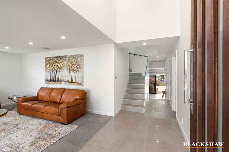 7 Willesee Rise Coombs