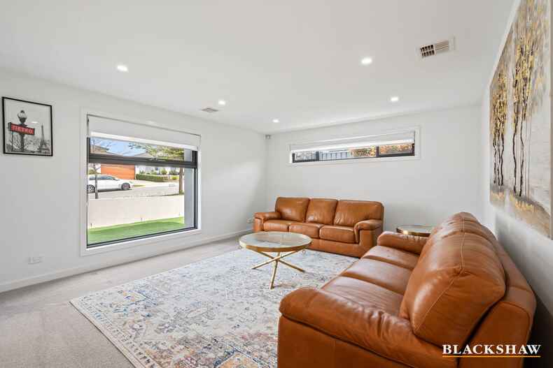 7 Willesee Rise Coombs