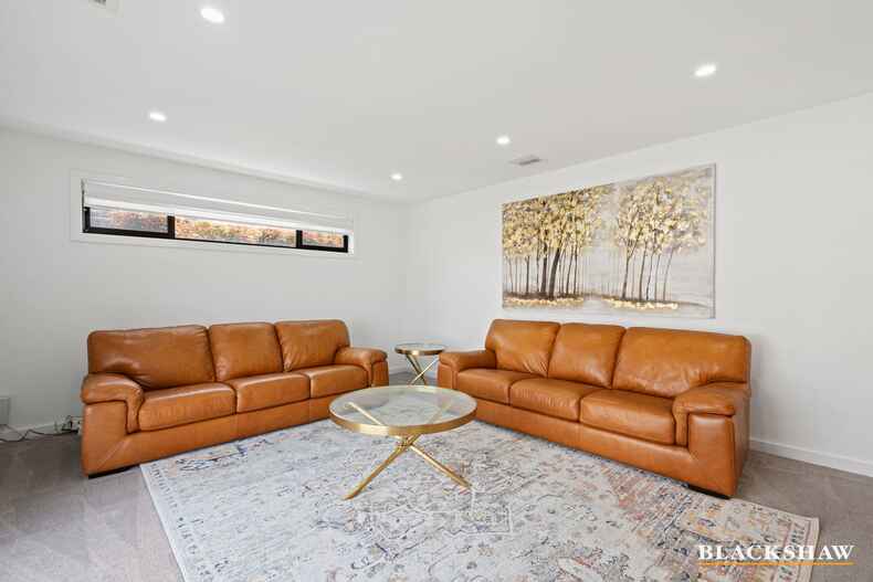 7 Willesee Rise Coombs