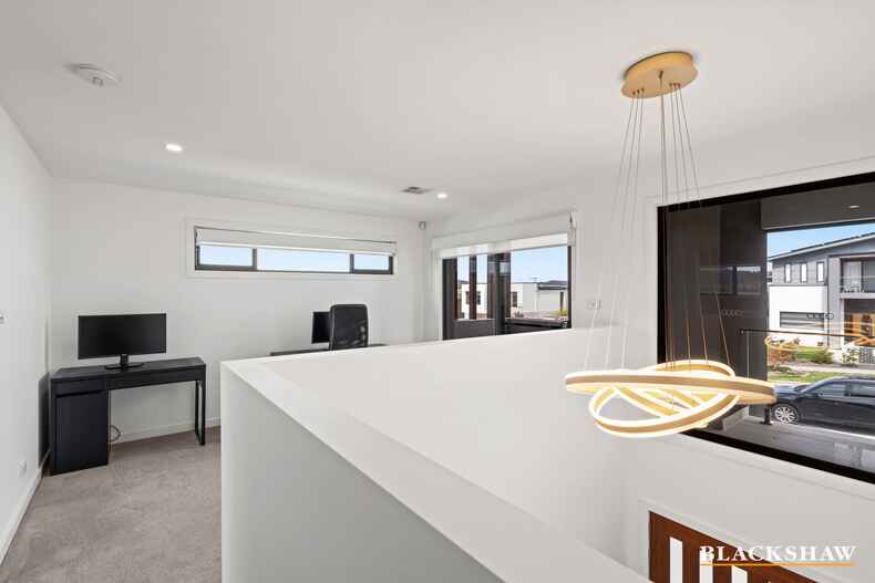 7 Willesee Rise Coombs