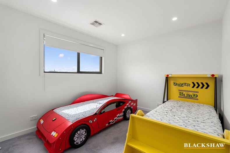 7 Willesee Rise Coombs