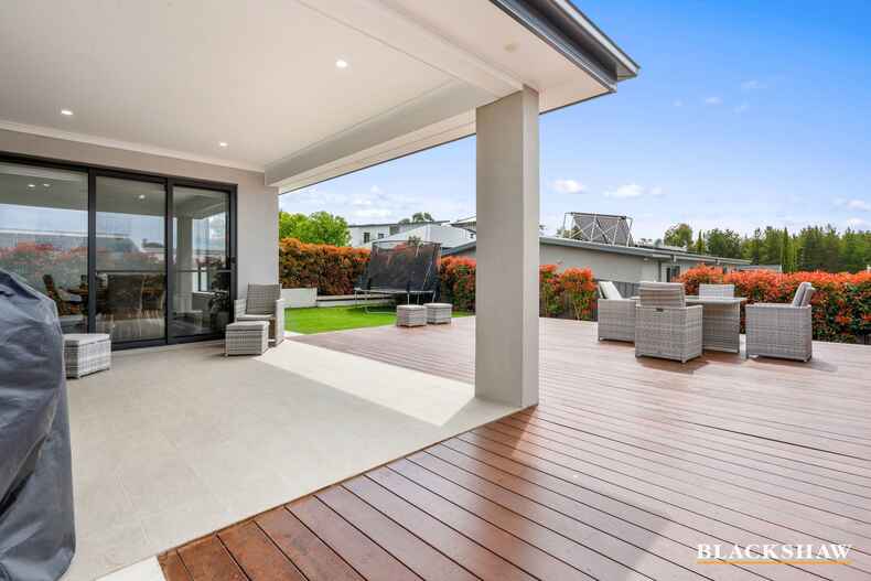 7 Willesee Rise Coombs