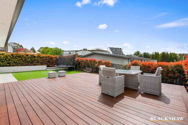 7 Willesee Rise Coombs