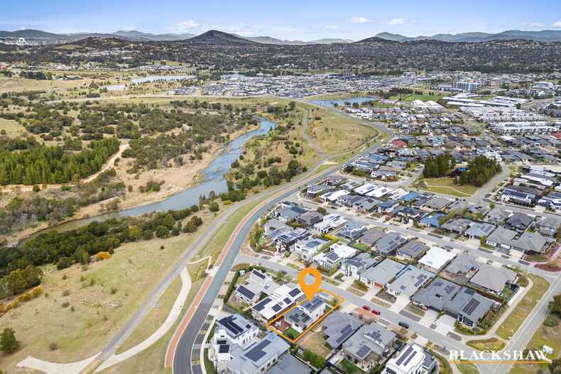 7 Willesee Rise Coombs