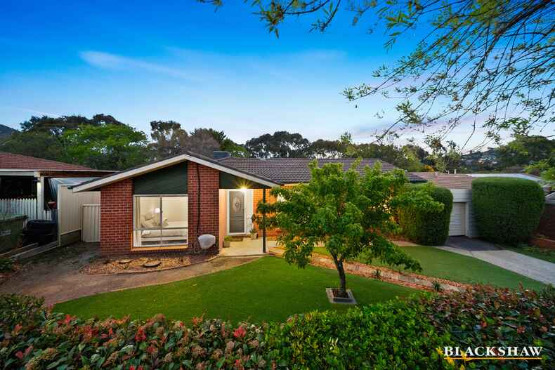 26 Tregellas Crescent Banks