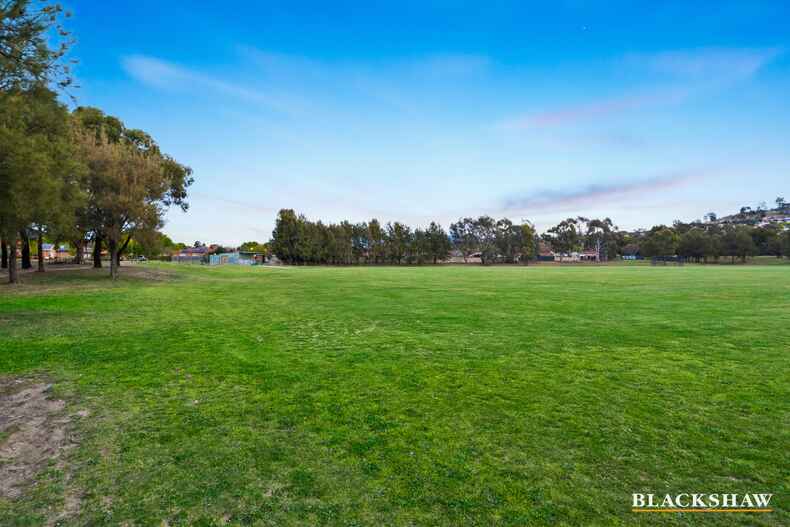 26 Tregellas Crescent Banks