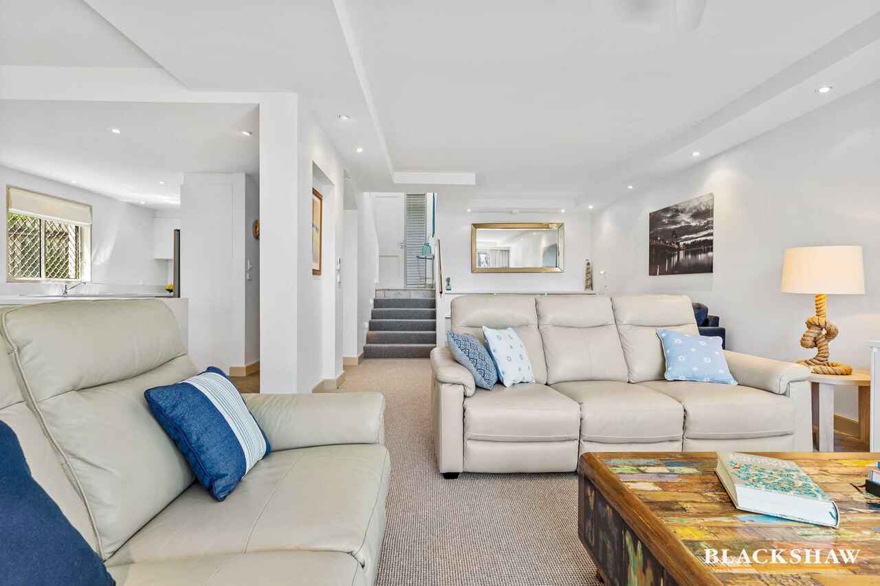 2/15 Bronte Crescent Sunshine Bay