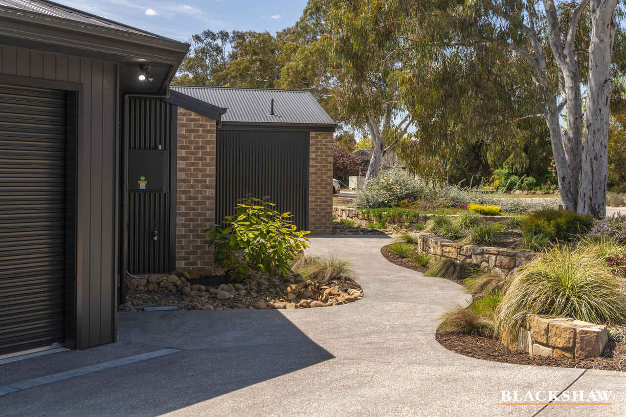 42 Smalley Circuit Giralang