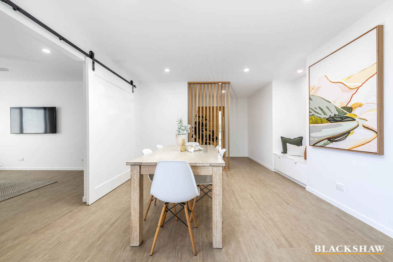 42 Smalley Circuit Giralang