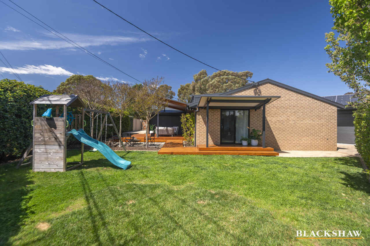42 Smalley Circuit Giralang