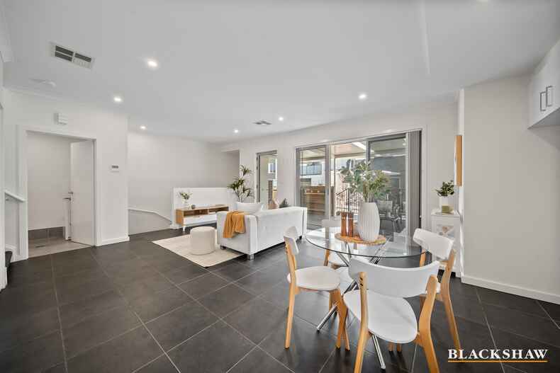 22/5 Nevertire Street Lawson