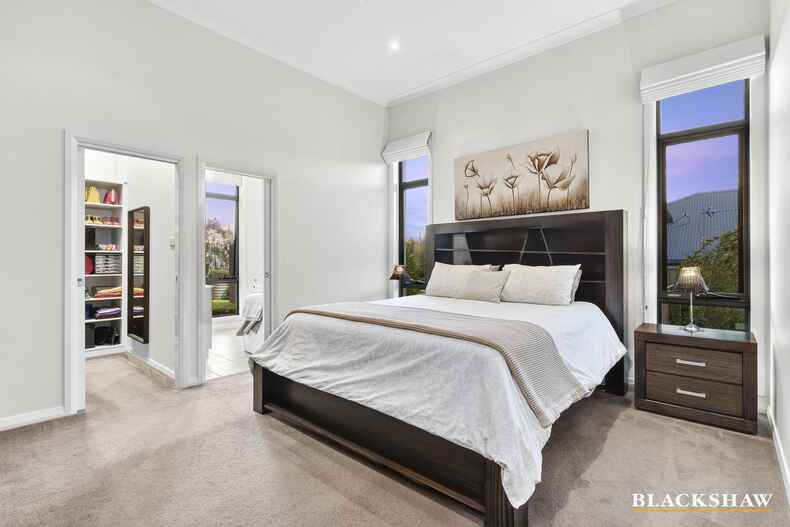 37 Olive Pink Crescent Banks