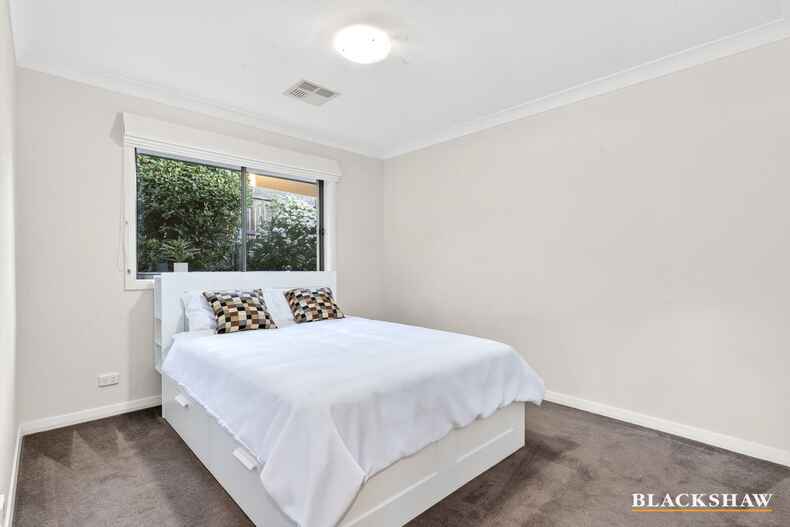 37 Olive Pink Crescent Banks