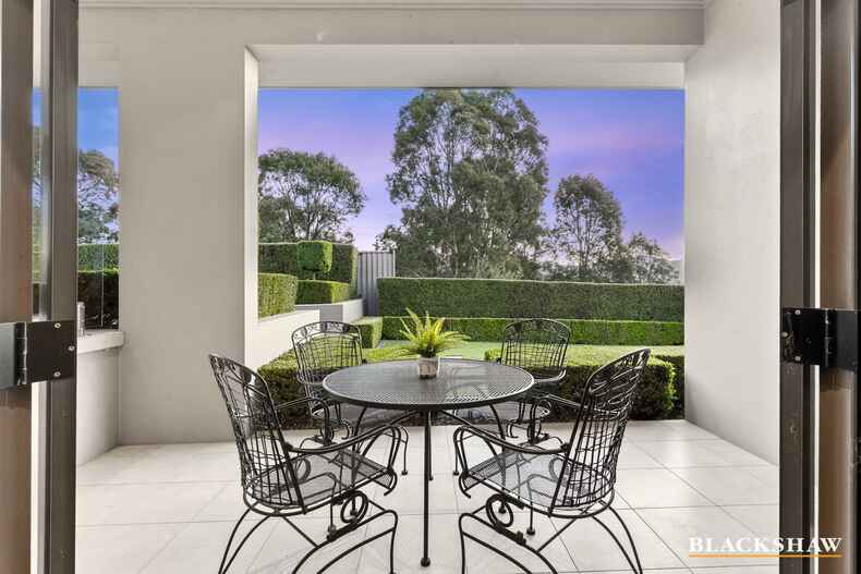 37 Olive Pink Crescent Banks