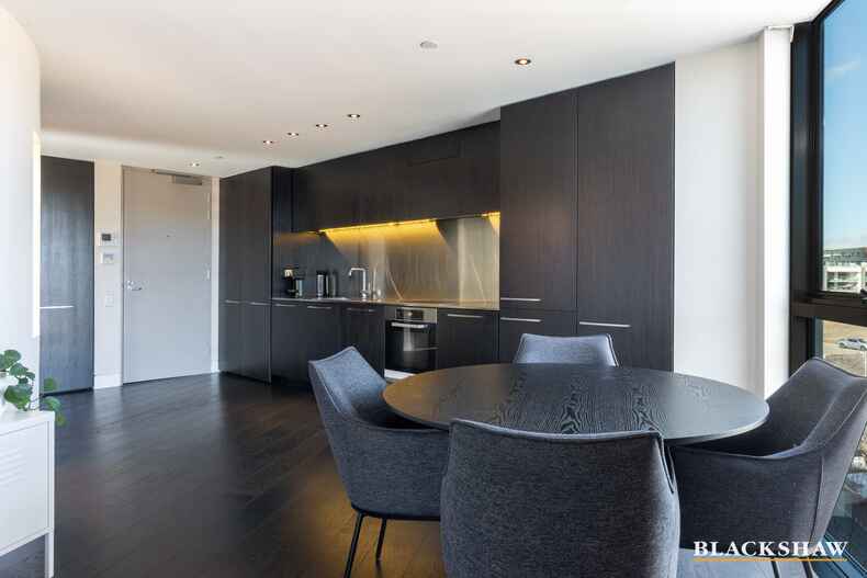 6/19 Eastlake Parade Kingston