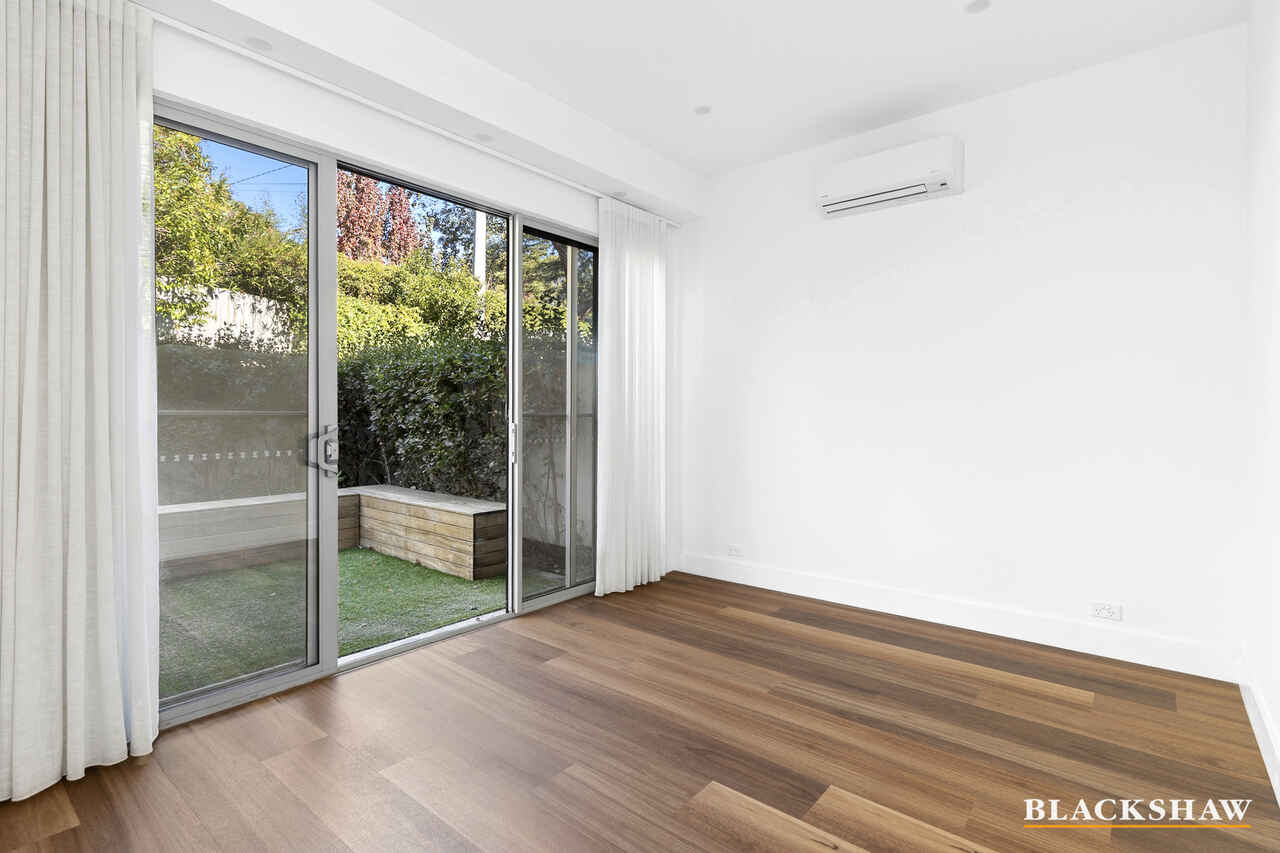 2/4 Endeavour Street Red Hill