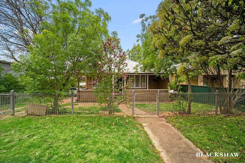 68 Derrima Road Queanbeyan